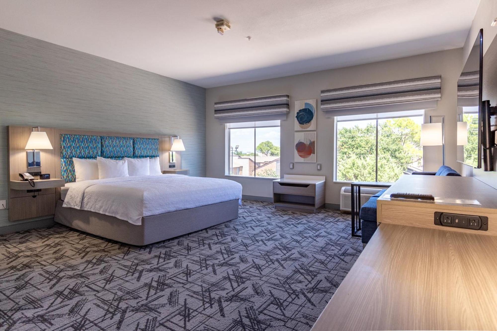 Hampton Inn & Suites Denton Zewnętrze zdjęcie