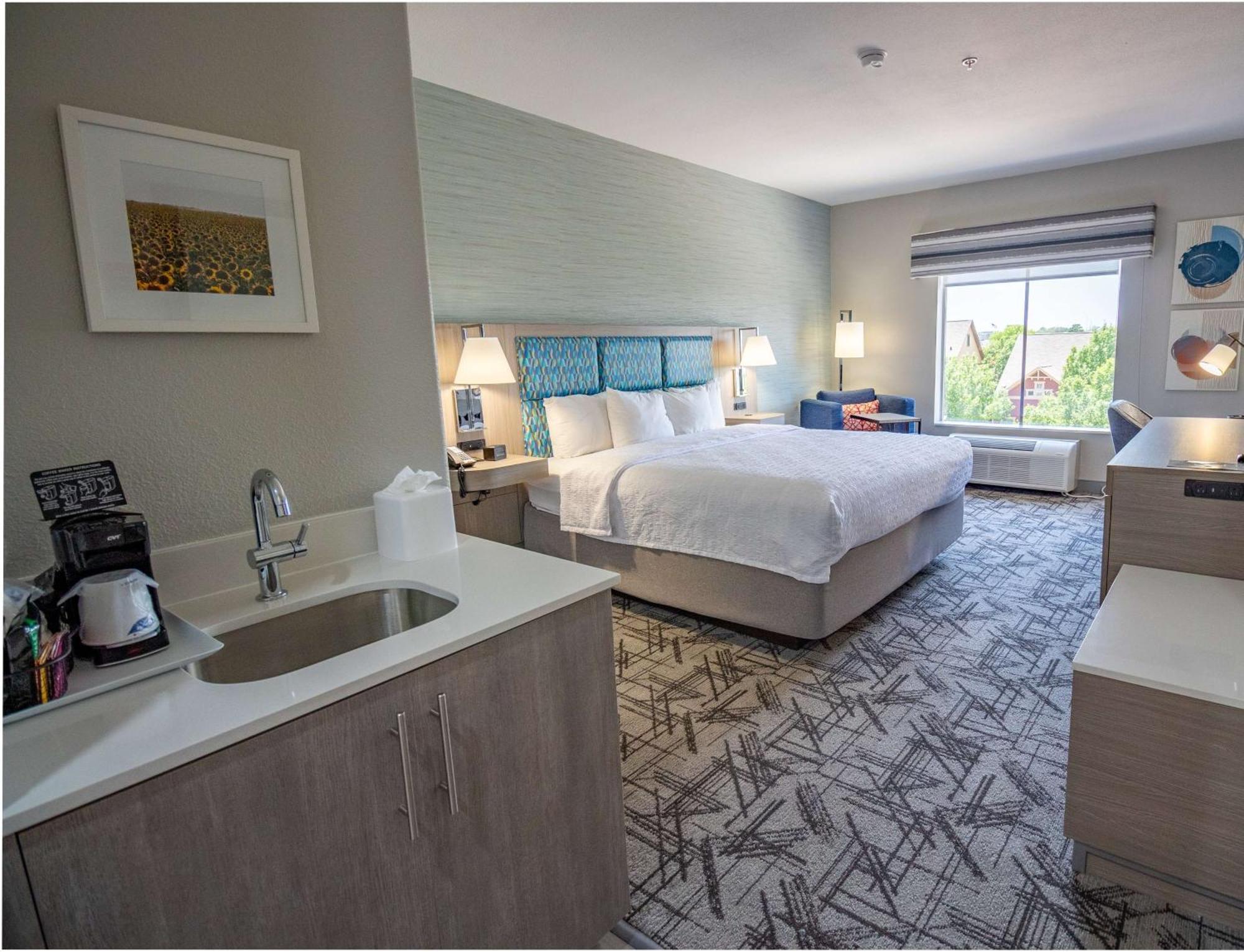 Hampton Inn & Suites Denton Zewnętrze zdjęcie