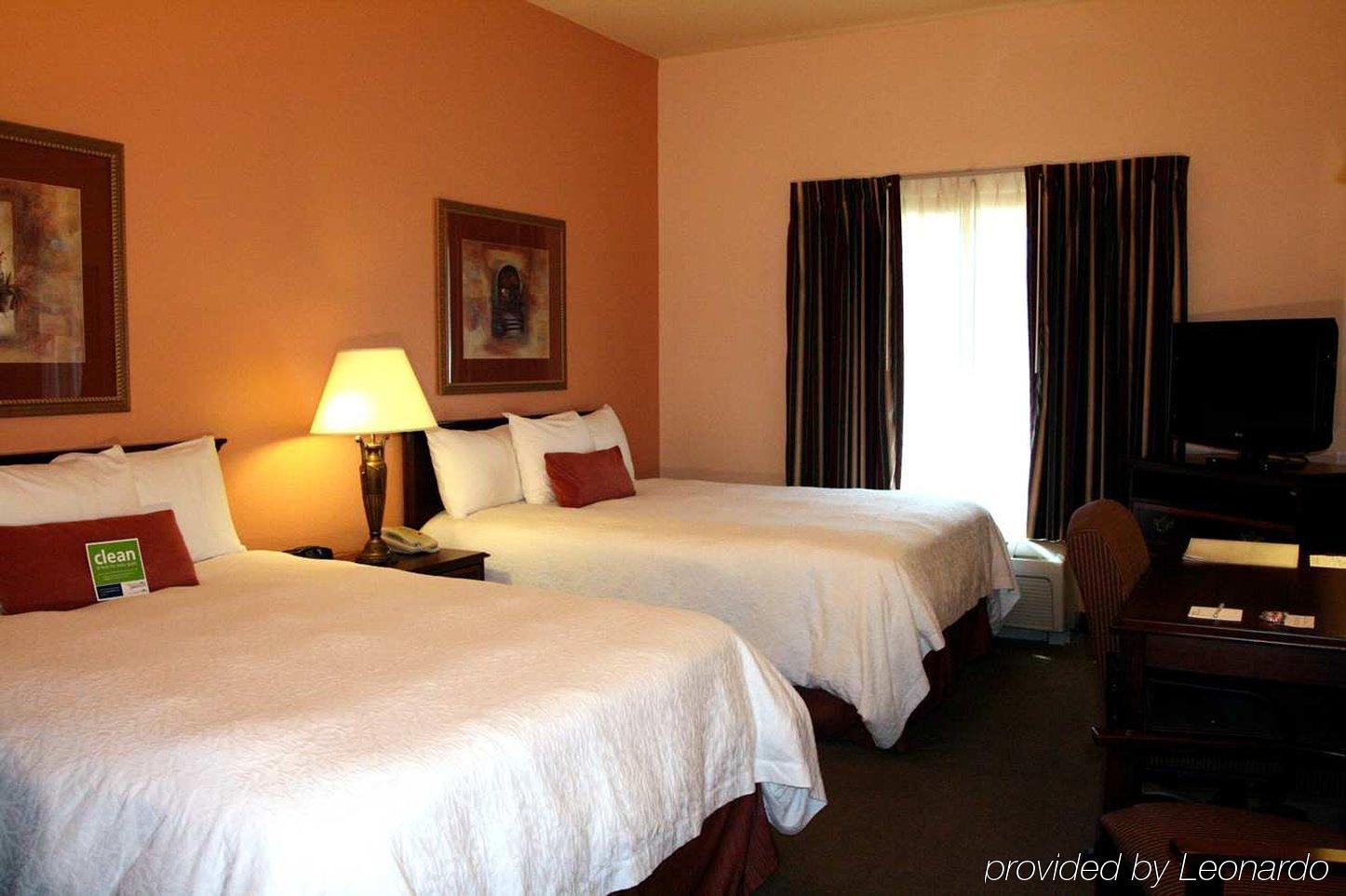 Hampton Inn & Suites Denton Pokój zdjęcie