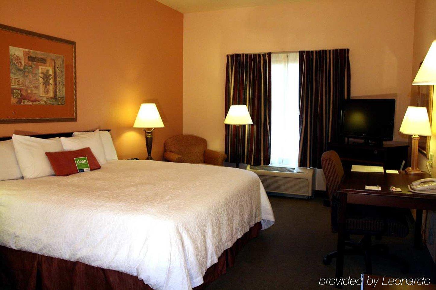 Hampton Inn & Suites Denton Pokój zdjęcie